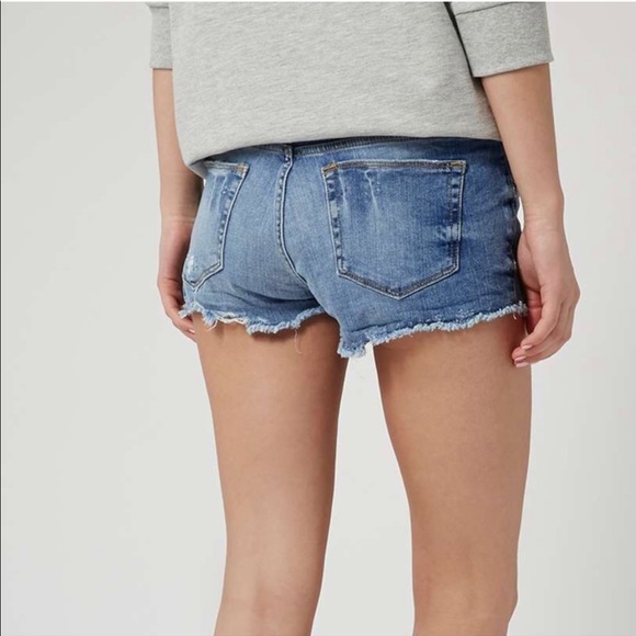 Topshop Pants - TopShop Moto Daisy Cut Off Jean Shorts Sz 2